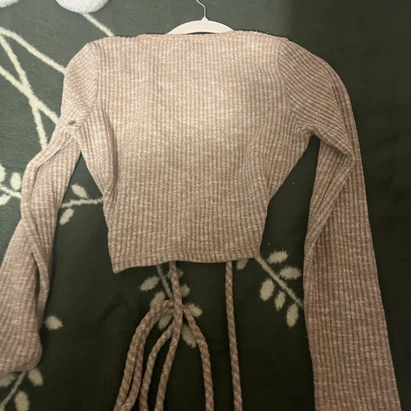 A crop top I don’t wear anymore, small, made in Mexico - Picture 2 of 2